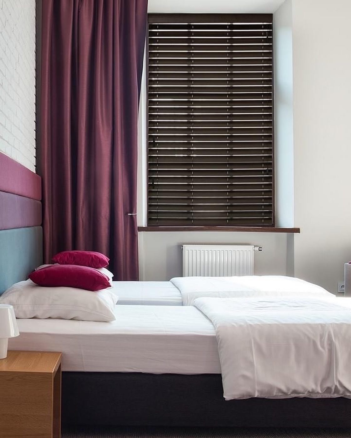 5321FBAA-F691-4B77-A4D7-AC5222000382